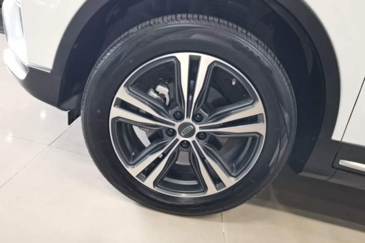 Used Geely Auto Emgrand X7 Sport 2022 1.8TD DCT Zhiya Trim Left Front Wheel Hub