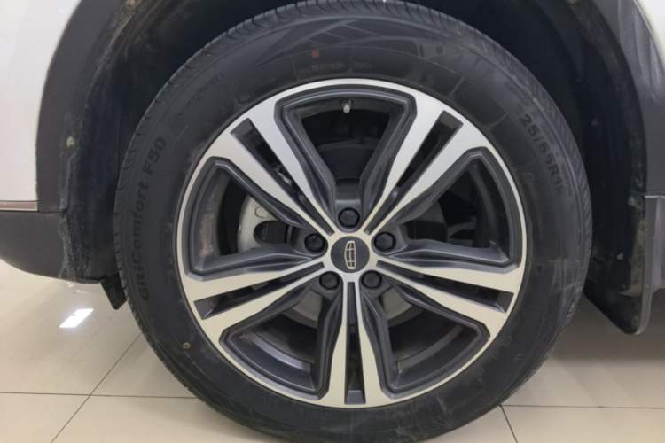 Used Geely Auto Emgrand X7 Sport 2022 1.8TD DCT Zhiya Trim Left Front Wheel Hub