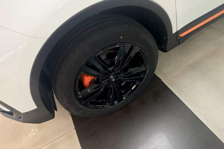 Used Geely Auto Emgrand X7 Sport 2022 Boyue X 1.8TD DCT ZhiZun Edition Left Front Wheel Hub