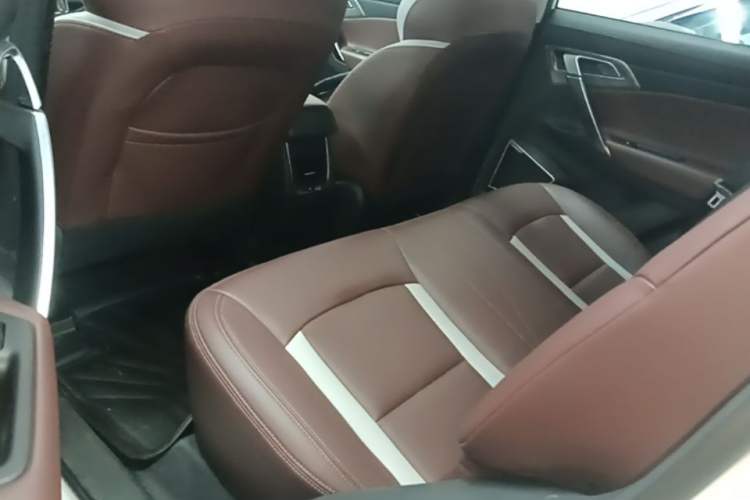 Used Geely Auto Emgrand X7 Sport 2022 1.8TD DCT Zhiya Trim Left Rear Seat
