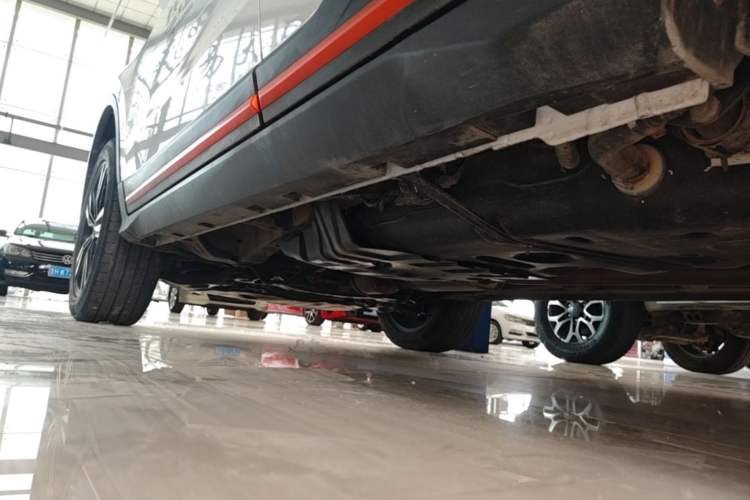 Used Geely Auto Emgrand X7 Sport 2022 Boyue X 1.8TD DCT ZhiZun Edition Left Side Sill