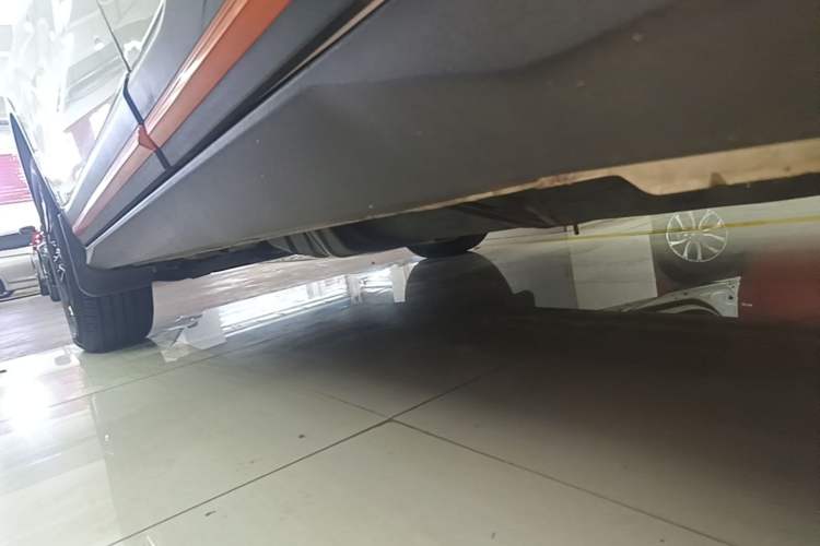 Used Geely Auto Emgrand X7 Sport 2022 Boyue X 1.8TD DCT Smart Model Left Side Sill