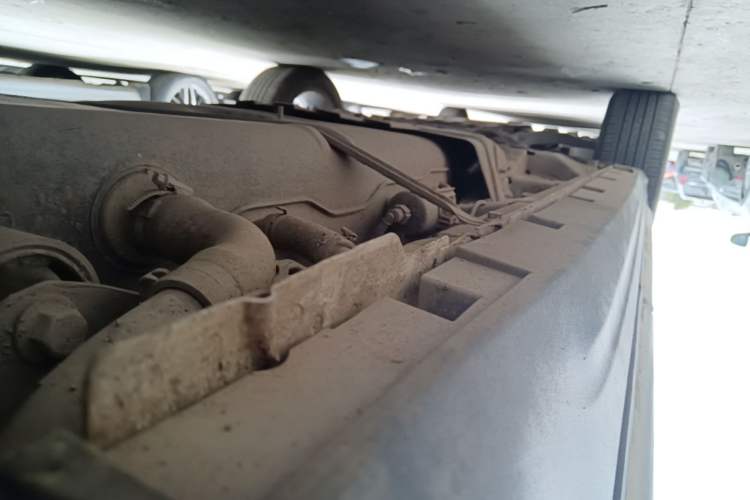 Used Geely Auto Emgrand X7 Sport 2022 1.8TD DCT Zhiya Trim Left Side Sill