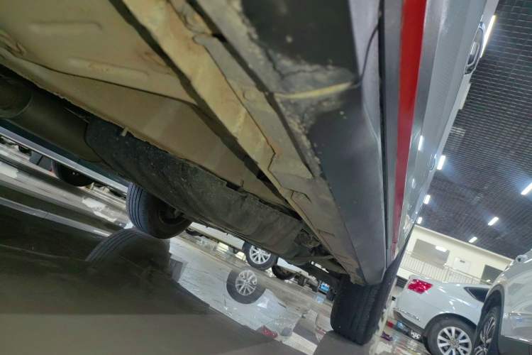 Used Geely Auto Emgrand X7 Sport 2022 Boyue X 1.8TD DCT Smart Model Left Side Sill