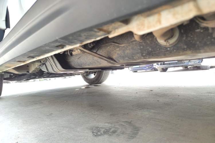 Used Geely Auto Emgrand X7 Sport 2022 1.8TD DCT Zhiya Trim Left Side Sill