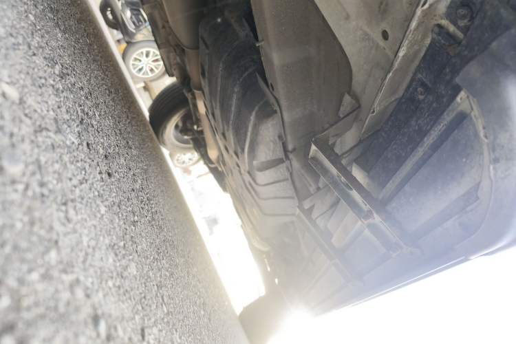 Used Geely Auto Emgrand X7 Sport 2022 1.8TD DCT Zhiya Trim Left Side Sill