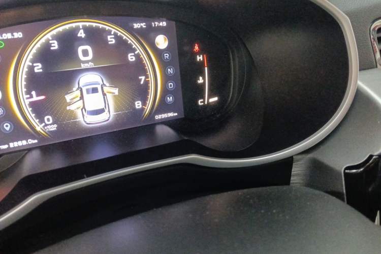 Used Geely Auto Emgrand X7 Sport 2022 1.8TD DCT Zhiya Trim Odometer Close Up