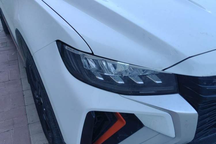 Used Geely Auto Emgrand X7 Sport 2022 Boyue X 1.8TD DCT ZhiShang Model Right Front Headlight