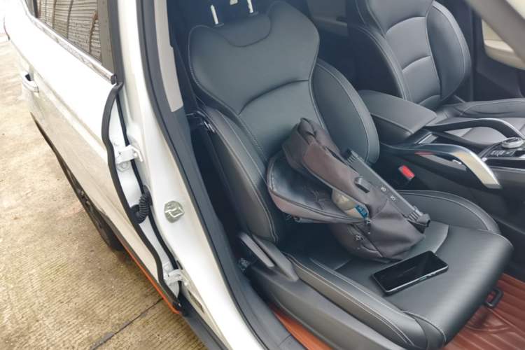 Used Geely Auto Emgrand X7 Sport 2022 Boyue X 1.8TD DCT Smart Model Right Front Seat