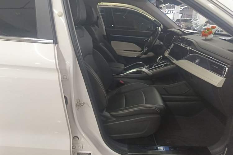 Used Geely Auto Emgrand X7 Sport 2022 Boyue X 1.8TD DCT Smart Model Right Front Seat
