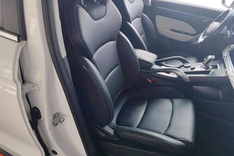 Used Geely Auto Emgrand X7 Sport 2022 Boyue X 1.8TD DCT Smart Model Right Front Seat