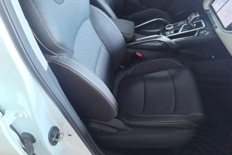 Used Geely Auto Emgrand X7 Sport 2022 Boyue X 1.8TD DCT Smart Model Right Front Seat