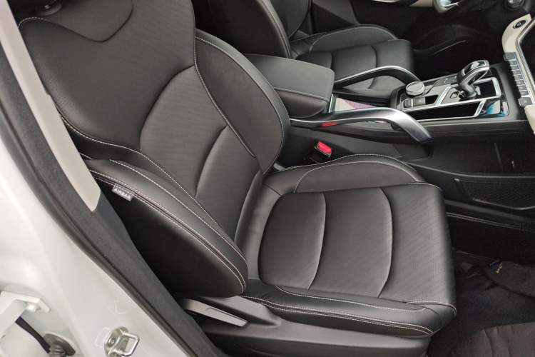 Used Geely Auto Emgrand X7 Sport 2022 Boyue X 1.8TD DCT Smart Model Right Front Seat