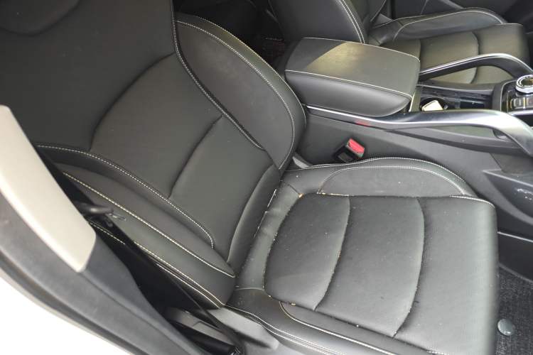 Used Geely Auto Emgrand X7 Sport 2022 Boyue X 1.8TD DCT Smart Model Right Front Seat