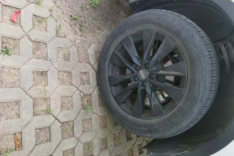 Used Geely Auto Emgrand X7 Sport 2022 Boyue X 1.8TD DCT Smart Model Right Front Wheel Hub