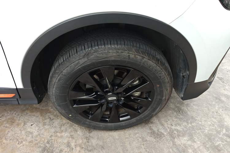 Used Geely Auto Emgrand X7 Sport 2022 Boyue X 1.8TD DCT Smart Model Right Front Wheel Hub