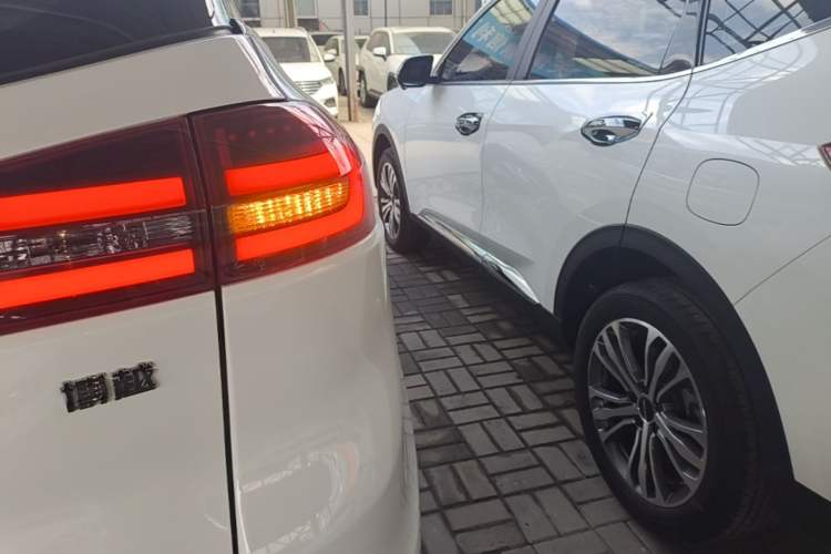 Used Geely Auto Emgrand X7 Sport 2022 1.8TD DCT Zhiya Trim Right Rear Taillight