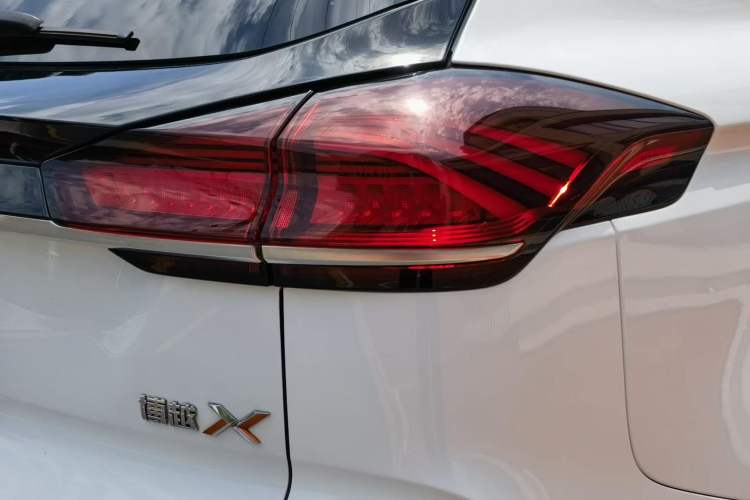 Used Geely Auto Emgrand X7 Sport 2022 Boyue X 1.8TD DCT Smart Model Right Rear Taillight