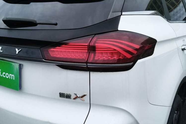 Used Geely Auto Emgrand X7 Sport 2022 Boyue X 1.8TD DCT ZhiShang Model Right Rear Taillight