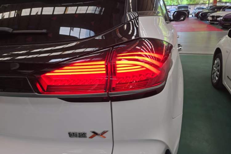 Used Geely Auto Emgrand X7 Sport 2022 Boyue X 1.8TD DCT ZhiZun Edition Right Rear Taillight