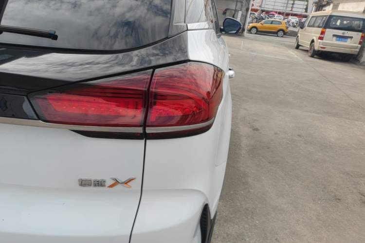 Used Geely Auto Emgrand X7 Sport 2022 Boyue X 1.8TD DCT ZhiZun Edition Right Rear Taillight