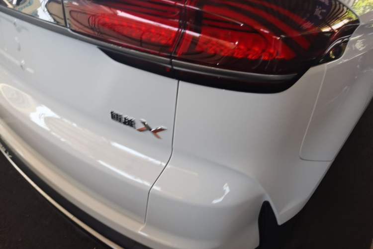 Used Geely Auto Emgrand X7 Sport 2022 Boyue X 1.8TD DCT ZhiZun Edition Right Rear Taillight