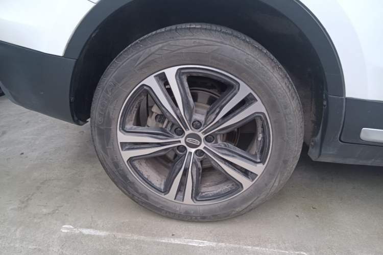 Used Geely Auto Emgrand X7 Sport 2022 1.8TD DCT Zhiya Trim Right Rear Wheel Hub