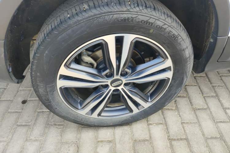 Used Geely Auto Emgrand X7 Sport 2022 1.8TD DCT Zhiya Trim Right Rear Wheel Hub