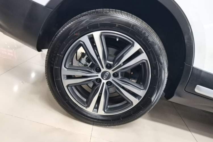 Used Geely Auto Emgrand X7 Sport 2022 1.8TD DCT Zhiya Trim Right Rear Wheel Hub