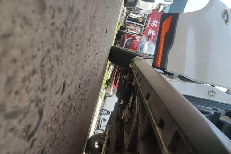 Used Geely Auto Emgrand X7 Sport 2022 Boyue X 1.8TD DCT Smart Model Right Side Sill