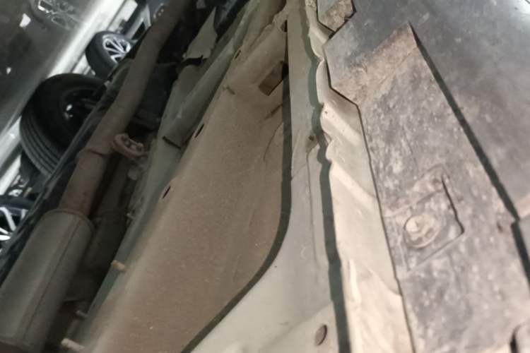 Used Geely Auto Emgrand X7 Sport 2022 Boyue X 1.8TD DCT Smart Model Right Side Sill