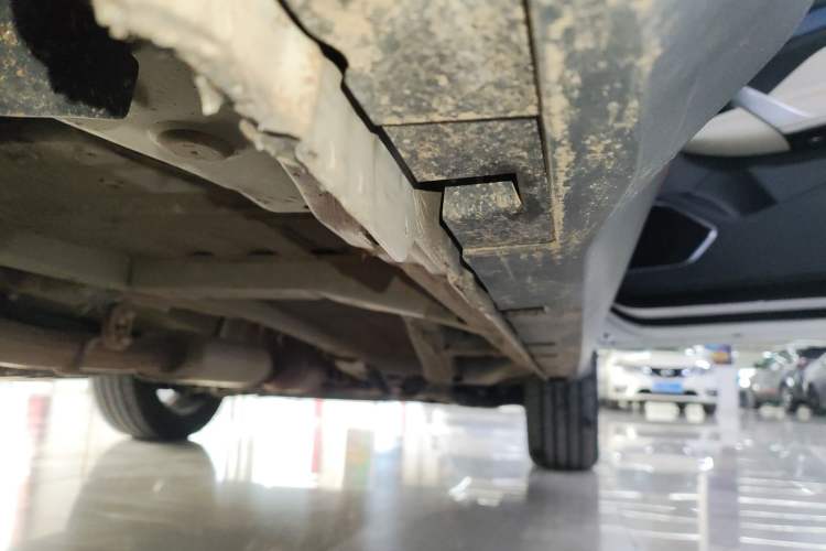 Used Geely Auto Emgrand X7 Sport 2022 Boyue X 1.8TD DCT ZhiZun Edition Right Side Sill