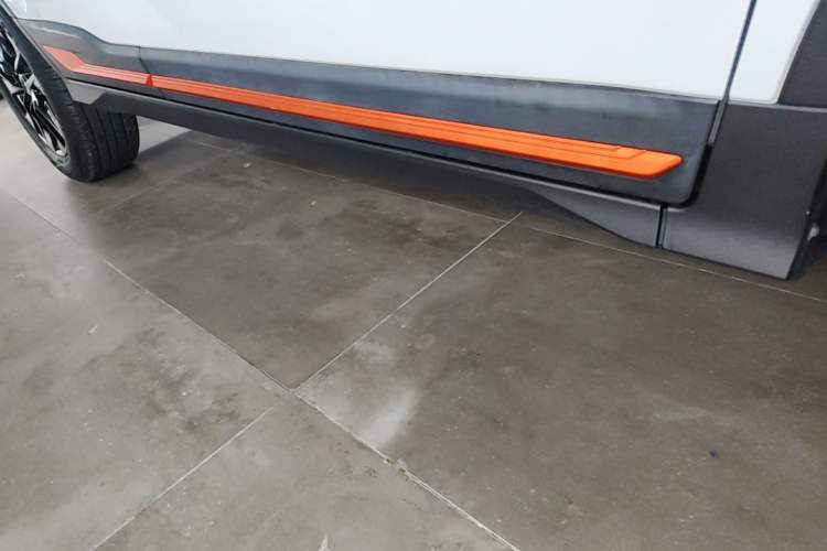 Used Geely Auto Emgrand X7 Sport 2022 Boyue X 1.8TD DCT ZhiZun Edition Right Side Sill