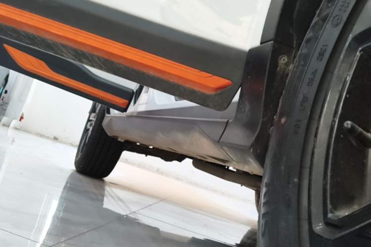 Used Geely Auto Emgrand X7 Sport 2022 Boyue X 1.8TD DCT ZhiZun Edition Right Side Sill