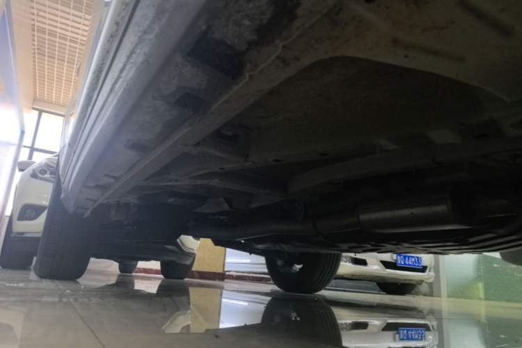 Used Geely Auto Emgrand X7 Sport 2022 1.8TD DCT Zhiya Trim Right Side Sill