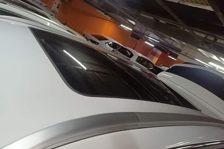 Used Geely Auto Emgrand X7 Sport 2022 1.8TD DCT Zhiya Trim Roof