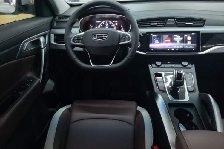 Used Geely Auto Emgrand X7 Sport 2022 1.8TD DCT Zhiya Trim Steering Wheel