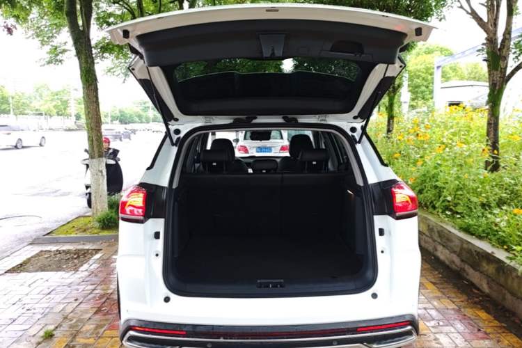Used Geely Auto Emgrand X7 Sport 2022 Boyue X 1.8TD DCT Smart Model Trunk