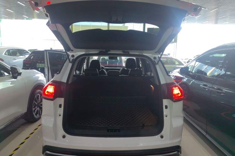 Used Geely Auto Emgrand X7 Sport 2022 Boyue X 1.8TD DCT Smart Model Trunk