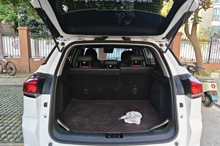 Used Geely Auto Emgrand X7 Sport 2022 Boyue X 1.8TD DCT Smart Model Trunk