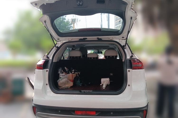 Used Geely Auto Emgrand X7 Sport 2022 1.8TD DCT Zhiya Trim Trunk