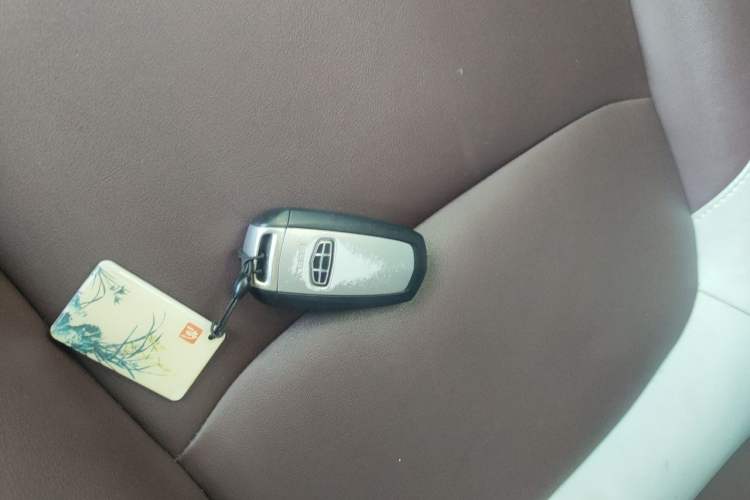 Used Geely Auto Emgrand X7 Sport 2022 1.8TD DCT Zhiya Trim Vehicle Key