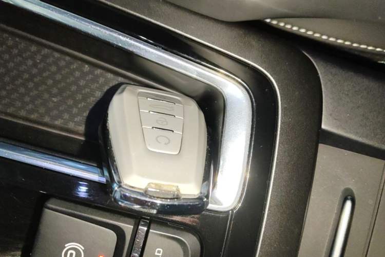 Used Geely Auto Emgrand X7 Sport 2022 Boyue X 1.8TD DCT Smart Model Vehicle Key