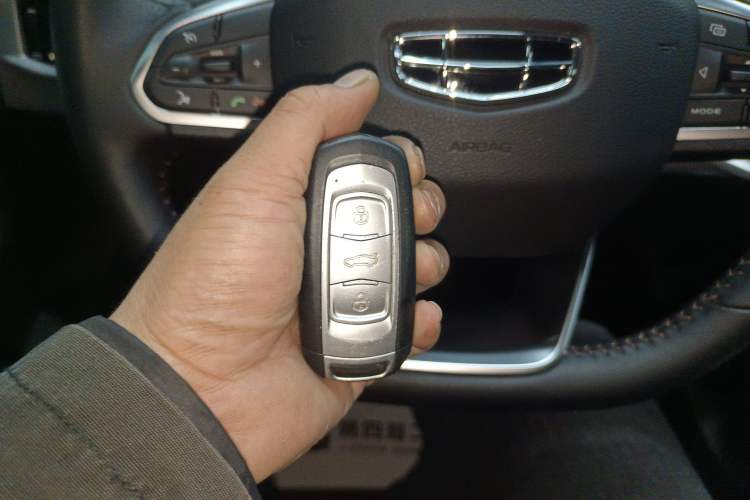 Used Geely Auto Emgrand X7 Sport 2022 1.8TD DCT Zhiya Trim Vehicle Key