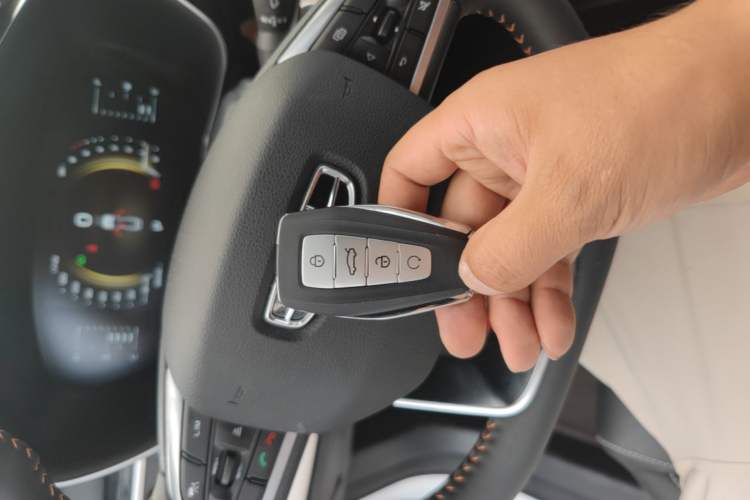 Used Geely Auto Emgrand X7 Sport 2022 Boyue X 1.8TD DCT ZhiZun Edition Vehicle Key