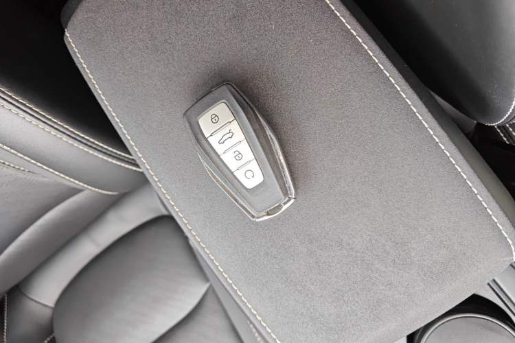 Used Geely Auto Emgrand X7 Sport 2022 Boyue X 1.8TD DCT Smart Model Vehicle Key
