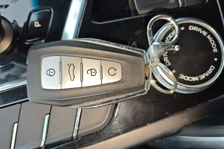Used Geely Auto Emgrand X7 Sport 2022 Boyue X 1.8TD DCT Smart Model Vehicle Key