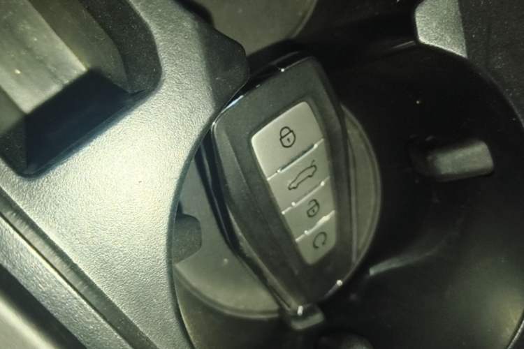 Used Geely Auto Emgrand X7 Sport 2022 Boyue X 1.8TD DCT ZhiZun Edition Vehicle Key