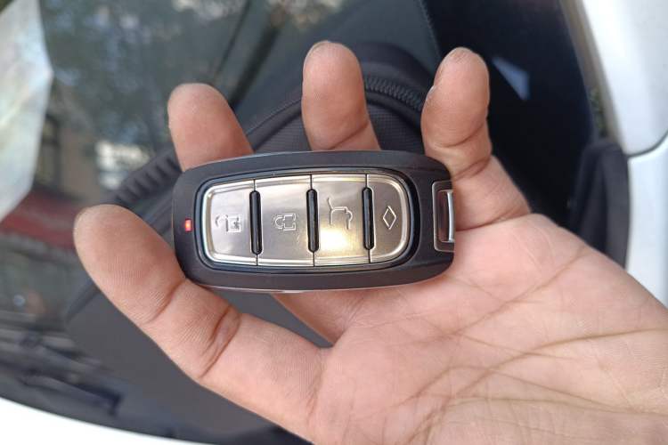 Used Geely Auto Emgrand X7 Sport 2022 1.8TD DCT Zhiya Trim Vehicle Key