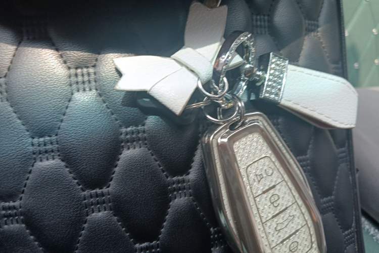 Used Geely Auto Emgrand X7 Sport 2022 Boyue X 1.8TD DCT ZhiZun Edition Vehicle Key